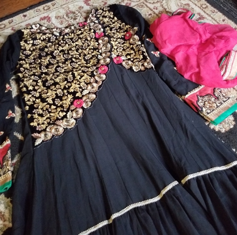 Indian Pakistani salwar Kameez Anarkali gown - Picture 2 of 4